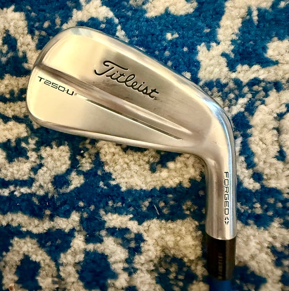 Men's Titleist T200 3 iron Right Handed Stiff Flex Graphite Shaft 38.5" (New)