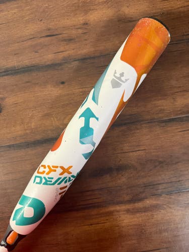 DeMarini CFX 28/17 (-11) Fastpitch Softball Bat