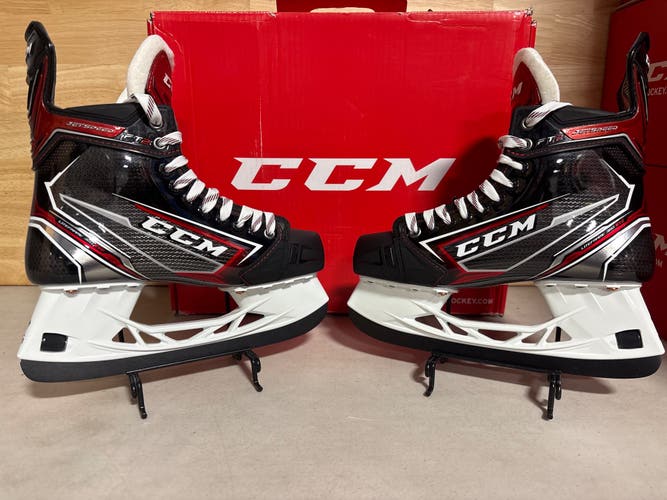 Black 2019 CCM JetSpeed FT2 Hockey Skates Regular Width Size 6 (New)