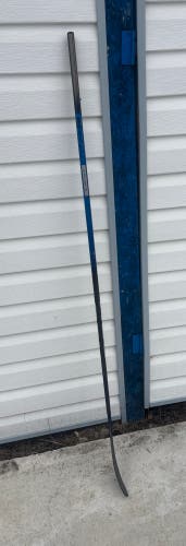 Junior CCM JetSpeed FT8 Pro Right Handed Hockey Stick P28 40 Flex (New)