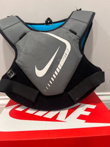 Small / Medium Adult Nike Vapor Shoulder Pads (Used)