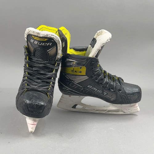 Bauer Supreme 3S Size 4.5 Intermediate Hockey Skates