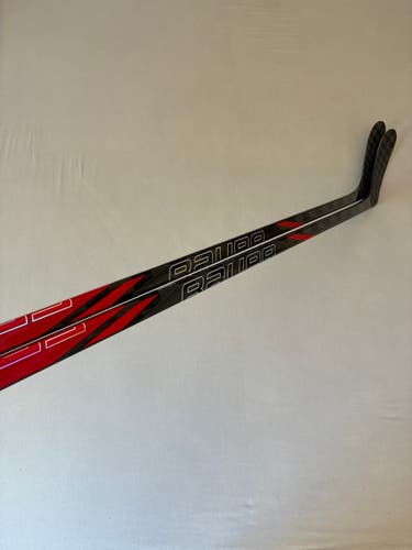 *2 Pack* of New 77 Flex P28 Senior Bauer Tracer Left Hand Pro Stock Hockey Sticks - Red