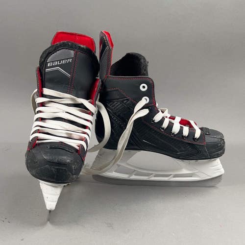 Bauer NS Size 2 Junior Hockey Skates
