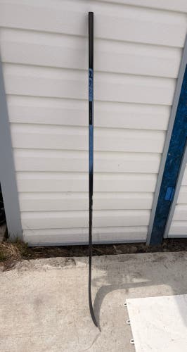 Youth CCM JetSpeed FT8 Pro Right Handed Hockey Stick P28 30 Flex (New)