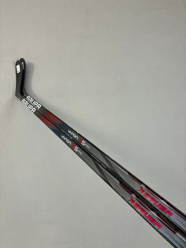 *2 Pack* of New 65 Flex P28 Intermediate Bauer Vapor X5 Pro Right Hand Hockey Sticks