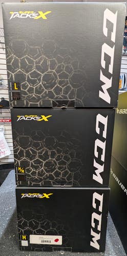 New CCM Super Tacks X 3D printed Helmet, available in M and L, Colors Black and White