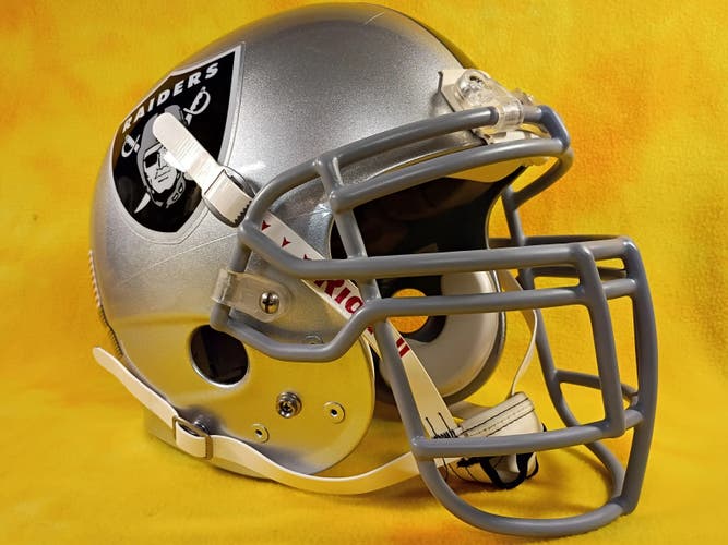 Throwback Oakland Raiders custom fullsize Bike/Adams Air football helmet Large