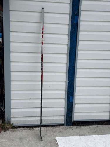 Intermediate CCM JetSpeed FT9 Pro Right Handed Hockey Stick P28 55 Flex (New)