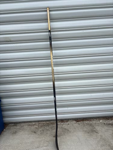 Intermediate Zt Pro Right Handed Hockey Stick P28 55 Flex (New)