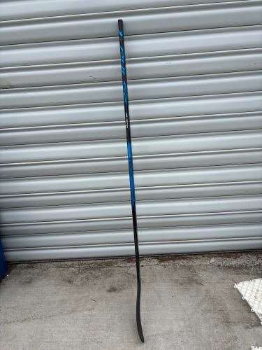 Intermediate Bauer Pulse Right Handed Hockey Stick P92 65 Flex (New)