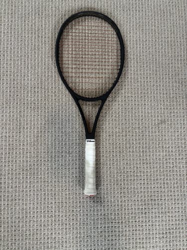 Adult Wilson Pro Staff 97 v13 Tennis Racquet (Used)