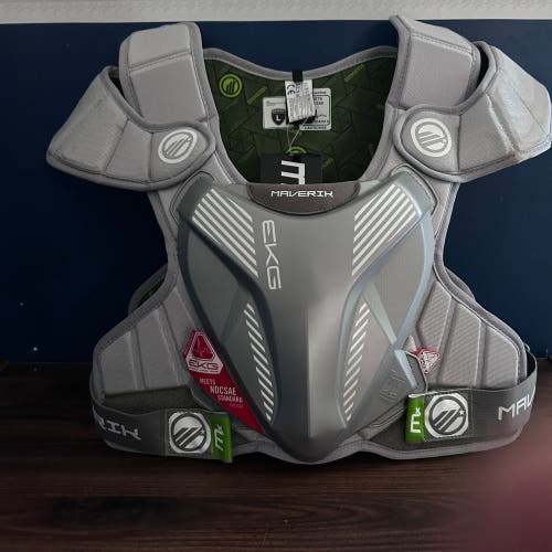 Large Adult Maverik MAX EKG Shoulder Pads (New)