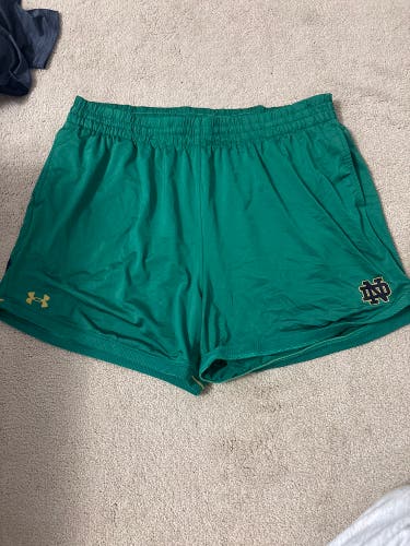 Notre Dame Green Large Women's Under Armour Shorts (Used)