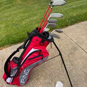 PING MOXIE G 8-9 YEAR OLD COMPLETE GOLF CLUB SET