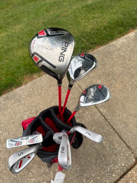 PING MOXIE G 8-9 YEAR OLD COMPLETE GOLF CLUB SET | SidelineSwap