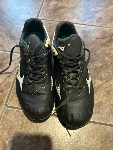 Black Men's Size M 6.5 (W 7.5) Adult Mizuno Advanced Franchise Molded Cleats (Used)