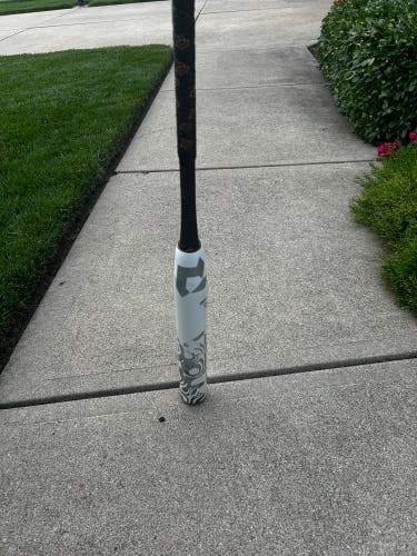 2023 DeMarini Whisper Composite Bat (-10) 22 oz 32" (New)