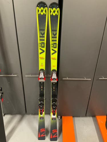 Volkl Racetiger SL 165 cm Racing Skis (Used) Europa Cup