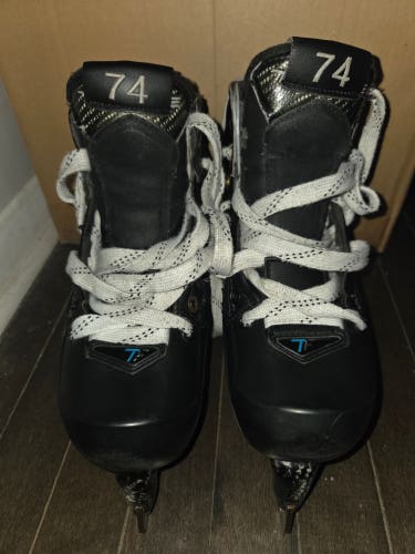 True One Piece Hockey Goalie Skates Pro Stock 7
