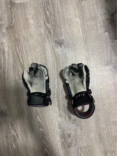 Warrior Burn Lacrosse Gloves (Used)