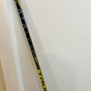 Intermediate True Catalyst 9x Left Hand Hockey Stick TC2 55 Flex (Used)