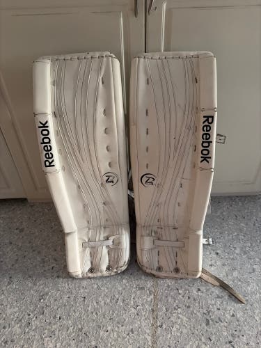 35" Reebok Premier Goalie Leg Pads (Used)