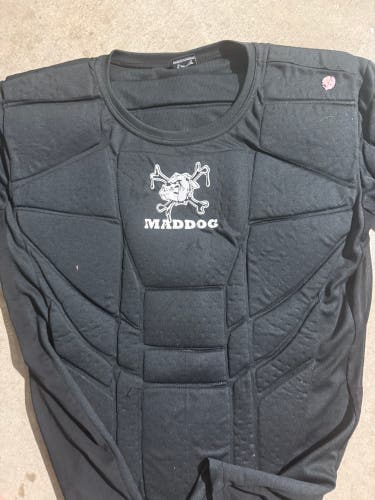 Senior Large/XL padded shirt (Used)