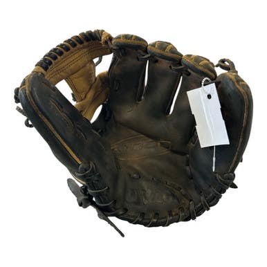 Used Wilson A1000 BB/SB Glove RH Throw Black 11 1/4" 11450-S000520757