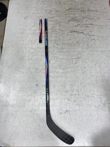 (BROKEN)Intermediate Bauer Vapor FlyLite Right Hand 65 Flex Hockey Stick (P90TM)