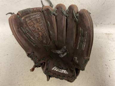 Used Mizuno Supreme GSP 1206DBR RH Throw Fastpitch Gloves Maroon 12" 11855-S000203747