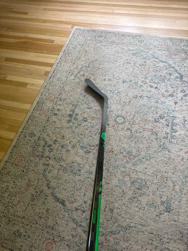 Intermediate Warrior Covert QR6 Pro Left Hand Hockey Stick 55 Flex (Used)