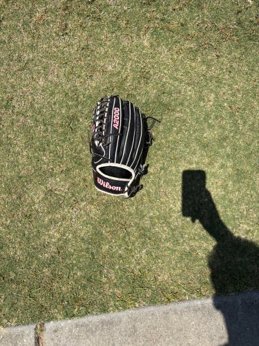 Wilson A2000 LH Outfield Baseball Glove 12.5" (Used)