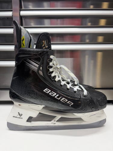 Bauer Vapor Hyperlite2 Hockey Skates Size 11 FIT 2 306mm (Game Used) NHL Pro Stock