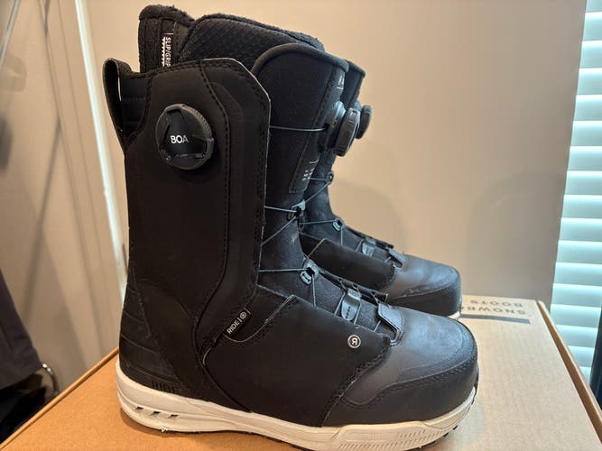 Men's Size M 9.0 Ride Lasso Pro Snowboard Boots Stiff Flex All Mountain