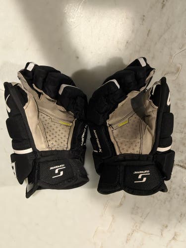 Bauer Supreme Mach Gloves 13" (Used)