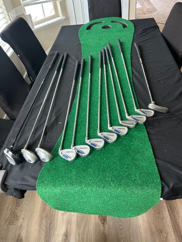 Men's Northwestern Right Handed Clubs (Full Set) Regular Flex 12 Pieces 36.25" (Used)