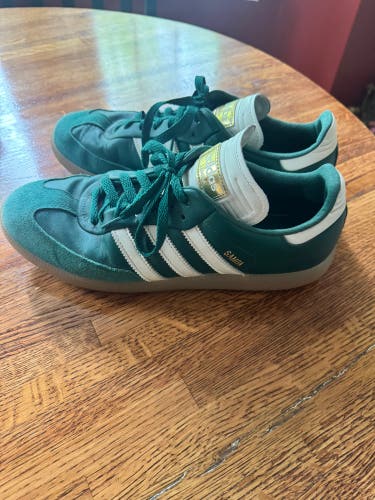 Men's Size M 10.5 (W 11.5) Adidas Golf Shoes (Used)