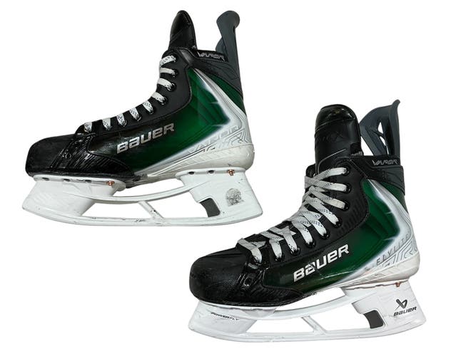 Stars Bauer Vapor Flylite Pro Stock Size 8 Hockey Skates (Used) 13397