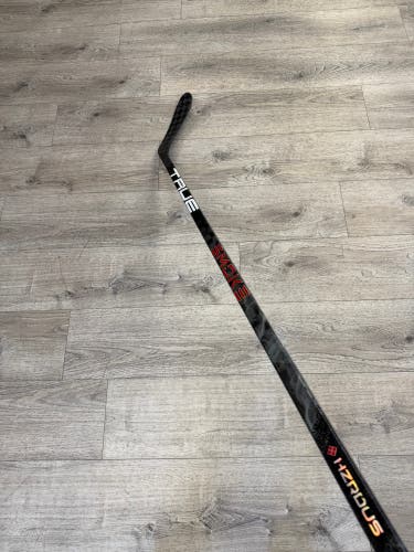 Senior True Project X Smoke Right Handed Hockey Stick P28 80 Flex Pro Stock (Used)