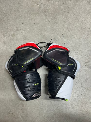 Senior Medium Bauer Vapor Hyperlite Elbow Pads Pro Stock (Used)