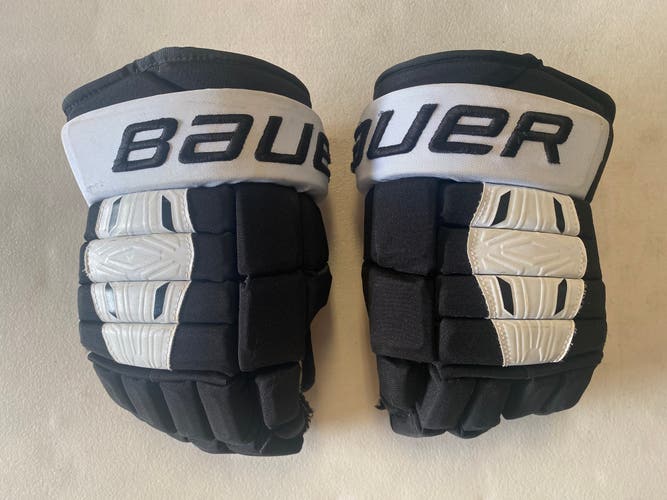 Bauer 14" Pro Stock / Pro Series Gloves / Pittsburgh Penquins - Marcus Pettersson