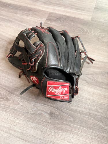 Rawlings R9 LEFT HANDED Outfield Baseball Glove 12" (Great Condition)