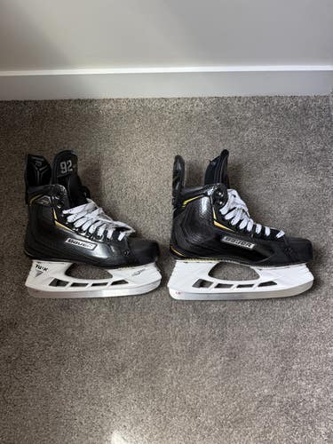 Bauer Supreme 2S Pro Hockey Skates Regular Width Pro Stock 10.5 (New)