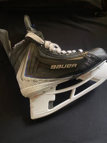 Bauer Vapor Flylite Hockey Skates Regular Width 8 (Used)