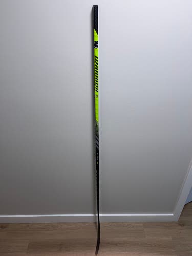 Senior Warrior Alpha LX2 Left Hand Hockey Stick M90 85 Flex Pro Stock (Used)