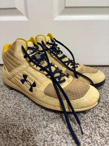 Yellow Men's Size 13.0 (W 14.0) Adult Under Armour Yard Metal (Used)