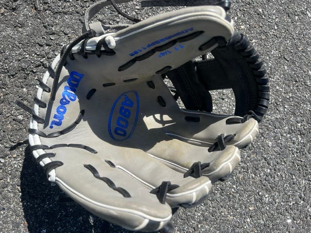 2025 Wilson A900 Baseball Glove 11.25"