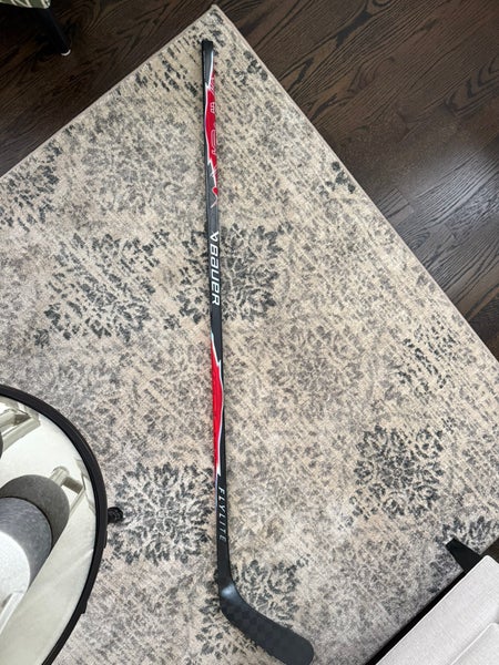 Custom Black and Red Intermediate Bauer Vapor Flylite Left Hand Hockey Stick P92 65 Flex (Used)
