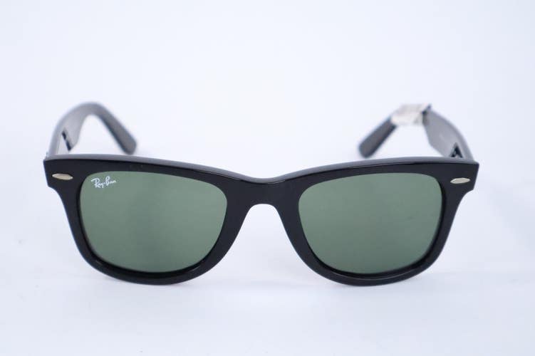Ray-Ban Wayfarer Ease Polished Black/G-15 Green Sunglasses RB4340 601 50-22 Read